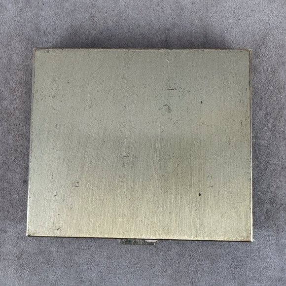 Vintage Compact Case Good, Guilloche Enamel with Gold Leaf - Picture 8 of 9